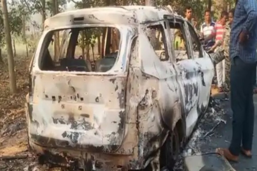 ना कार के साथ आगजनी के शिकार... ना हुआ अपहरण... तो कहां गया पूरा परिवार... रहस्य बरकरार