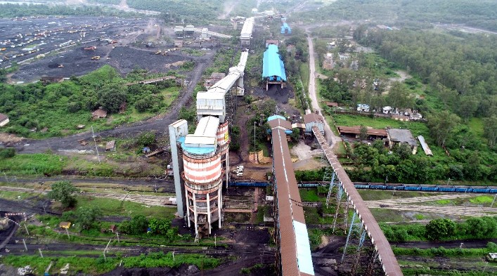 देश में 50 मिलियन टन कोयला उत्पादन करने वाली पहली माईन... गेवरा कोल ब्लॉक के सिर सजा सम्मान... कोयला मंत्री ने दी बधाई