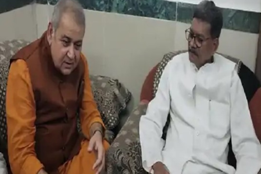 विधायक धर्मजीत को लेकर... विधानसभा अध्यक्ष डॉ. महंत के बयान ने चौंकाया... निकलने लगे राजनीतिक मायने