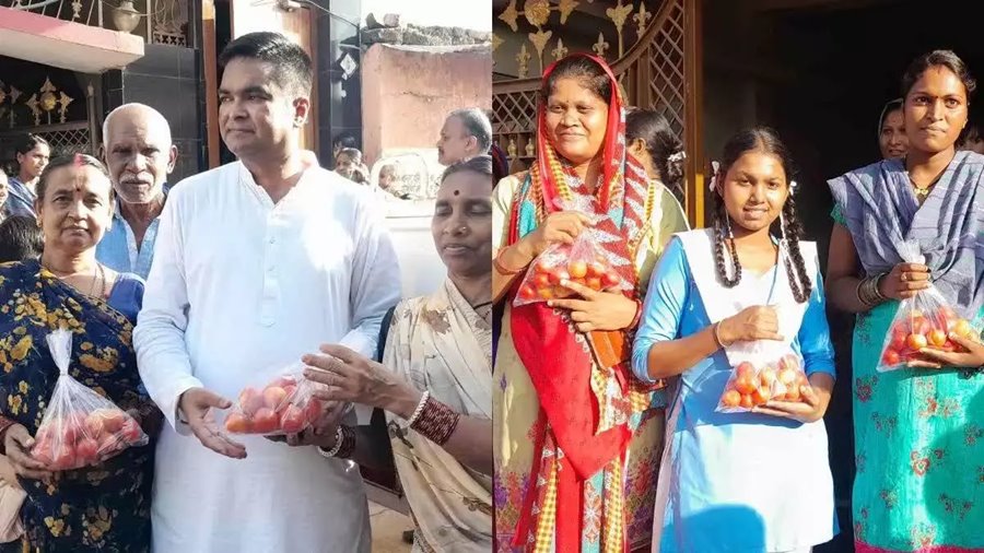 छत्तीसगढ़ के इस पार्षद की सामने आई दिलेरी... आसमान छूती कीमतों के बाद भी... मुफ्त में बांटे 500 किलो टमाटर