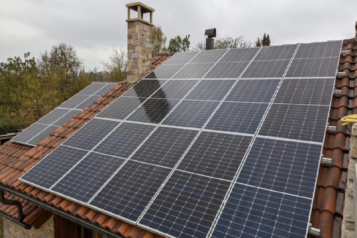  पीएम सूर्य घर मुफ्त बिजली योजना :बचाए 15 हजार... जानिए कैसे और कहां करें आवेदन