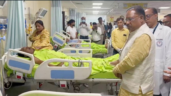 कुम्हारी हादसे में पीड़ित परिवार को मिलेगा 10 लाख का मुआवजा और नौकरी