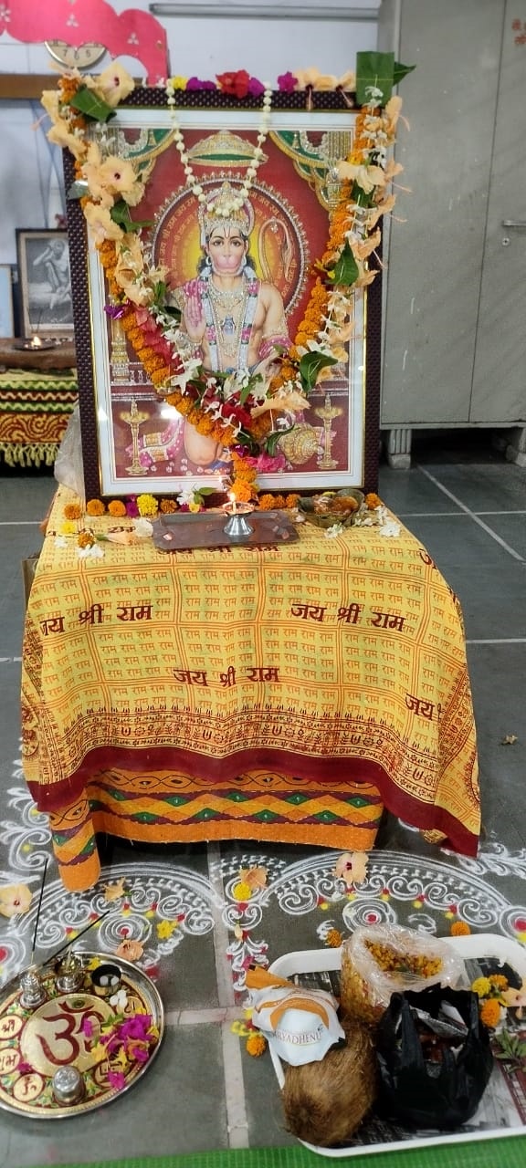 रेल्वे महाराष्ट्र मंडल टिकरापारा में सामुहिक हनुमान चालीसा महापाठ का आयोजन 