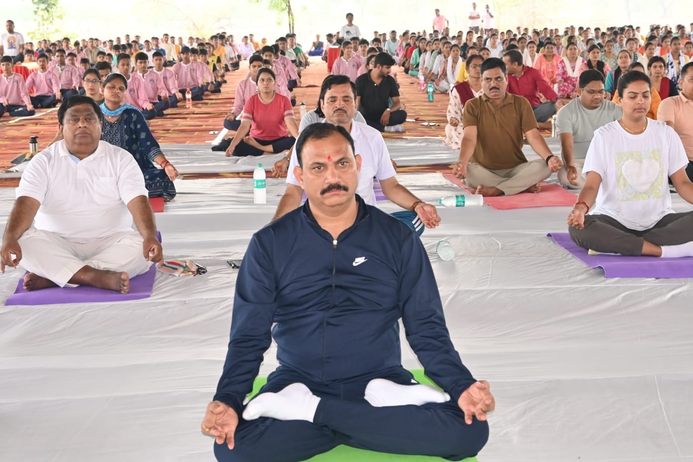  शारीरिक, मानसिक स्वास्थ्य एवं तनाव रहित जीवन का माध्यम है योगः स्वास्थ्य मंत्री जायसवाल