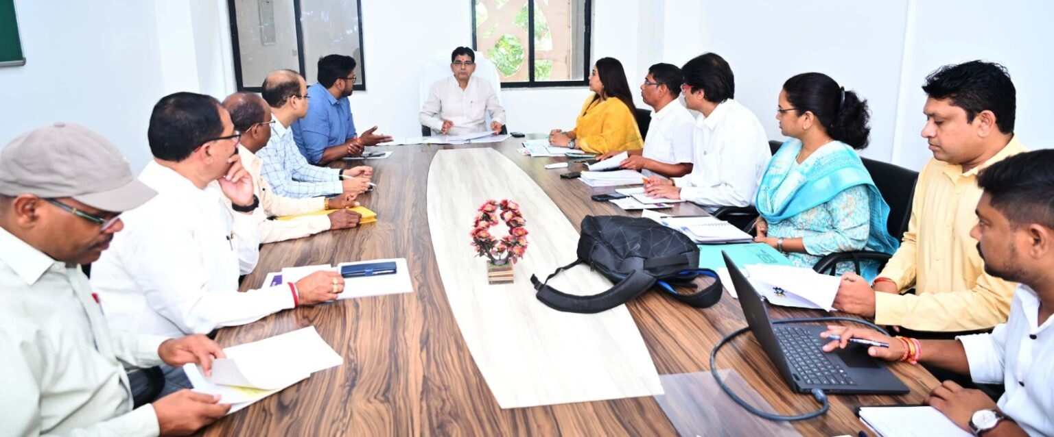 खेल विभाग में होगी भर्तियां, समीक्षा बैठक में मंत्री ने दिये अधिकारियों को निर्देश