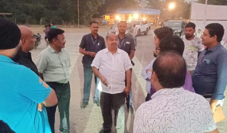 WRS दशहरा उत्सव मैदान पहुंचे विधायक पुरंदर मिश्रा... तैयारियों का लिया जायजा