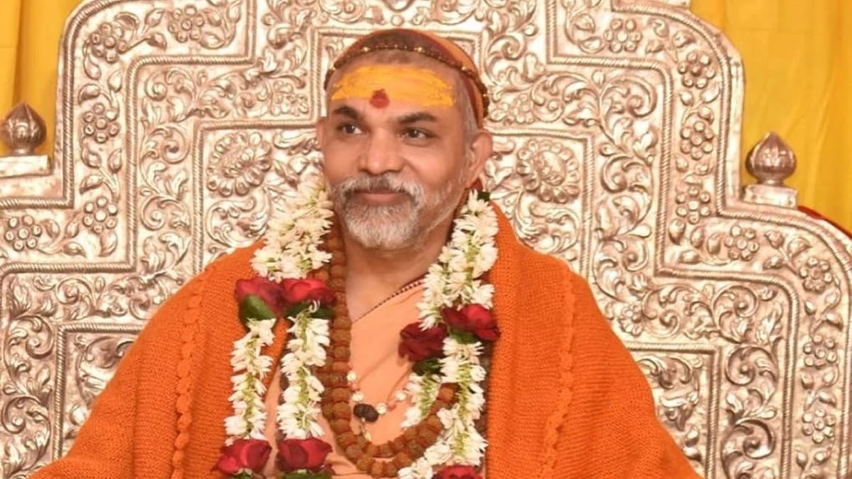 स्वामी अविमुक्तेश्वरानंद ने PM से गोमाता को राष्ट्र माता का दर्जा देने की मांग की