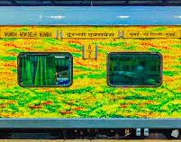 हावड़ा-पुणे दुरंतो एक्सप्रेस में खराब भोजन से मचा हंगामा, यात्रियों की तबीयत बिगड़ी