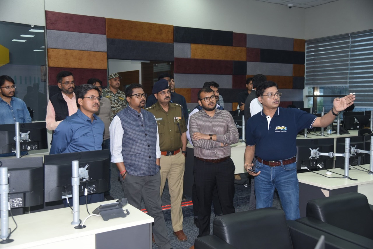 अपर मुख्य सचिव मनोज पिंगुआ ने बिलासपुर के कमांड एंड कंट्रोल सेंटर पहुंचकर : आईटीएमएस प्रोजेक्ट का किया मुआयना