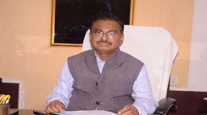 IAS महादेव कावरे बने कुशाभाऊ ठाकरे पत्रकारिता एवं जनसंचार विश्वविद्यालय के नए कुलपति