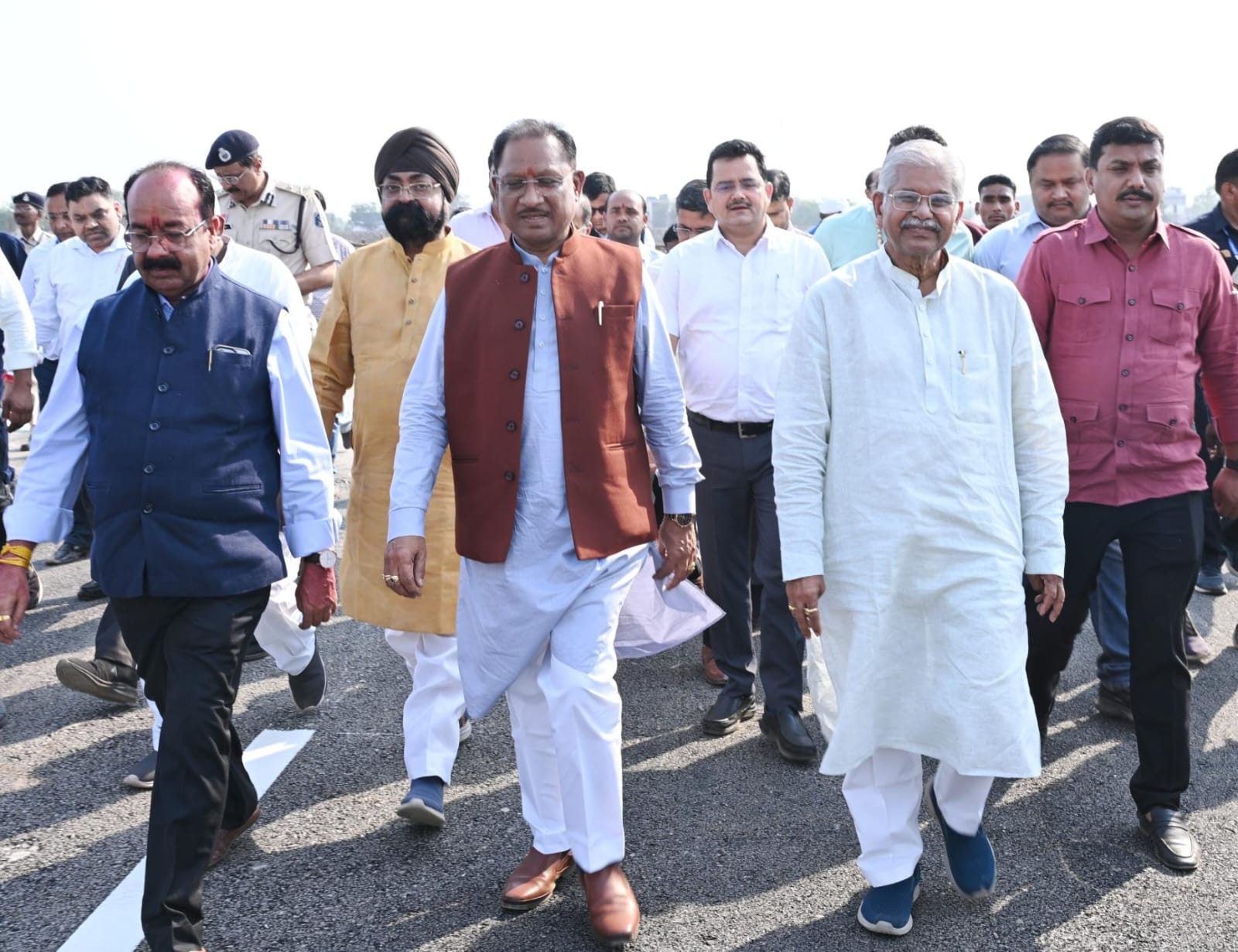 प्रधानमंत्री के बिलासपुर दौरे की तैयारियों का मुख्यमंत्री साय ने कार्यक्रम स्थल पर पहुंचकर लिया जायजा