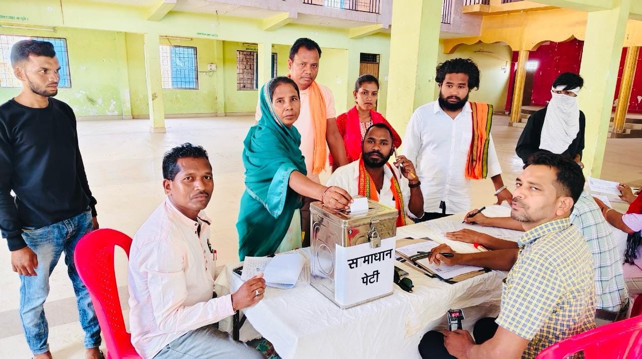 सुशासन तिहारः गांव-गांव, शहर-शहर में लगी समाधान पेटियां...  लोगों में उत्साह