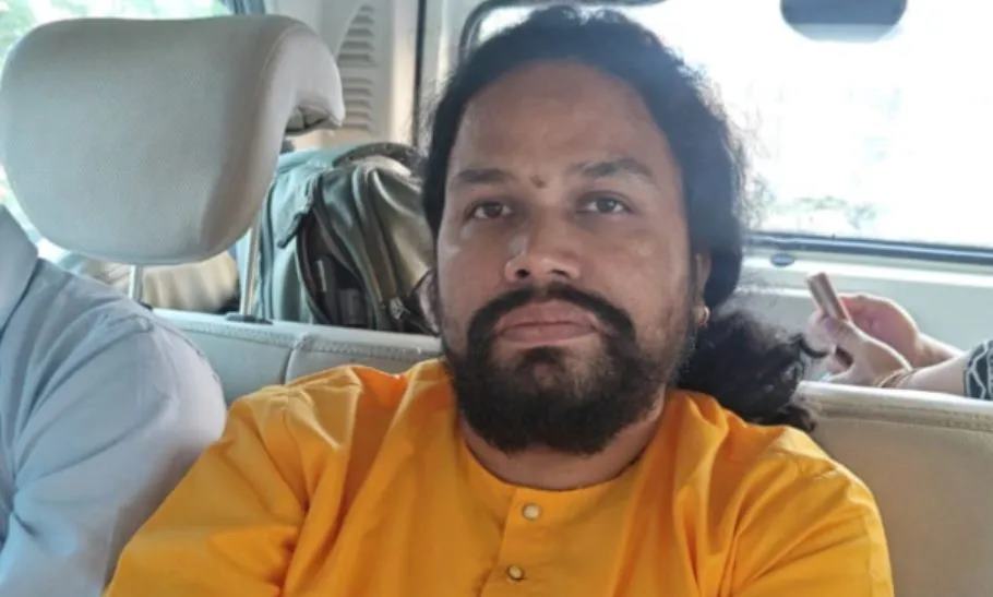 राज्यपाल का लेटर पैड चोरी करने वाला फर्जी महामंडलेश्वर को पुलिस ने छिंदवाड़ा से किया गिरफ्तार