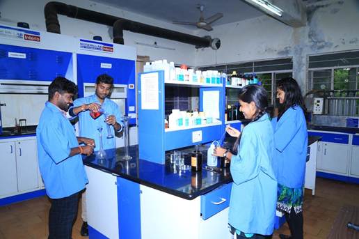 एनएमडीसी ने आदिवासी युवाओं के लिए पूर्ण प्रायोजित शिक्षा कार्यक्रमों के लिए आमंत्रित किए आवेदन