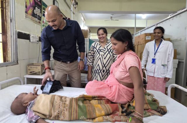 कैंसर पीड़ित बच्चे को दी गई कीमोथेरेपी, नई शुरुआत की ओर एक और कदम