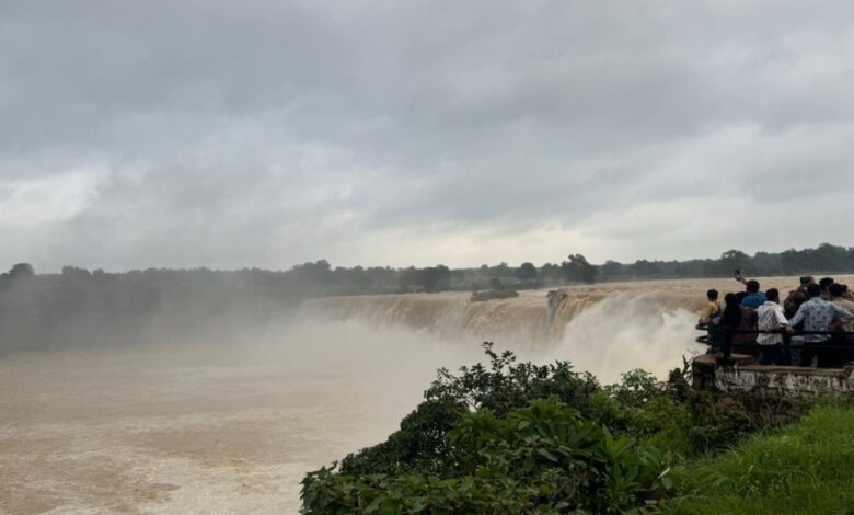 मानसून ट्रैक -पर्यटकों को बस्तर की बरसात में प्राकृतिक खूबसूरती का अनुभव लेने का अवसर