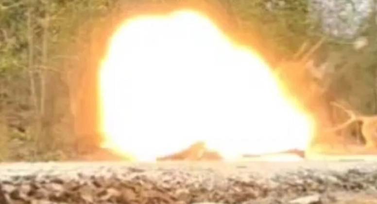 Breaking News : बीजापुर में आईईडी ब्लास्ट, चपेट में आए ग्रामीण, चार घायल