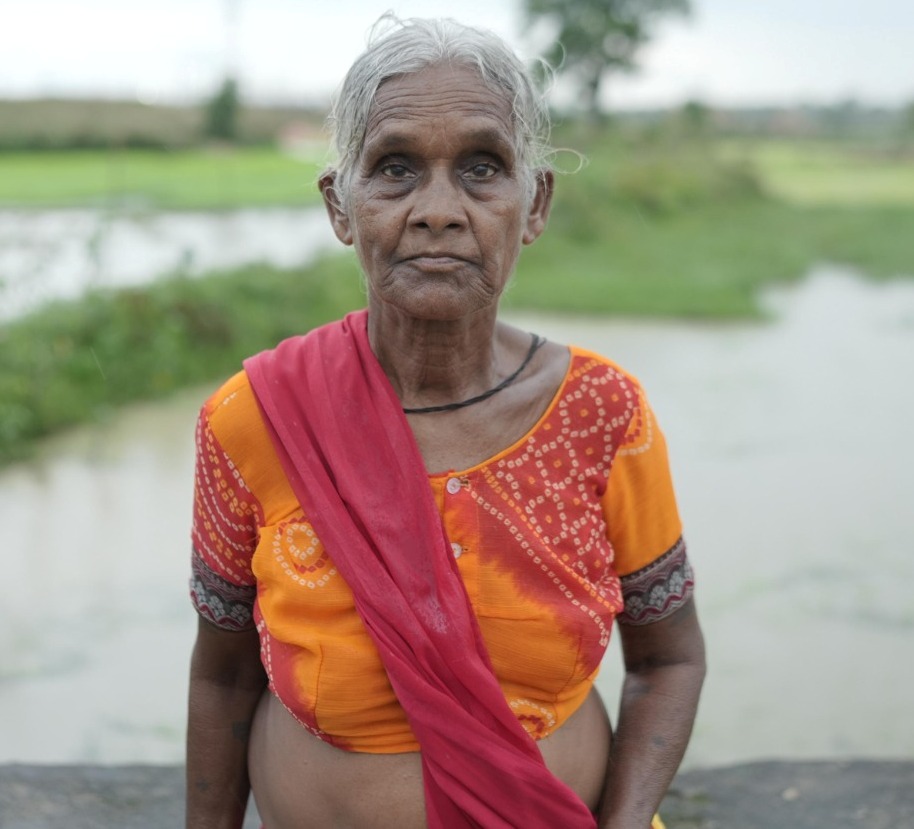  वृद्ध महिलाओं के लिए वरदान बनी महतारी वंदन योजना 