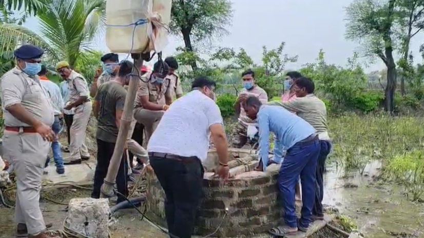 कुएं में साफ-सफाई के लिए उतरे चाचा-भतीजे की मौत