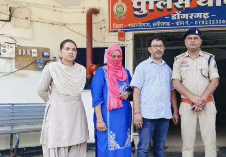 Axis Bank के स्टाफ ने ग्राहकों के नाम पर कर दिया करोड़ों का फ्रॉड