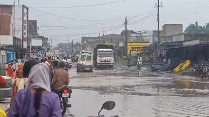 रामानुजगंज-अंबिकापुर एनएच-343 पर निर्माण से पहले ही मनमानी और भ्रष्टाचार, गड्ढों से परेशान लोग