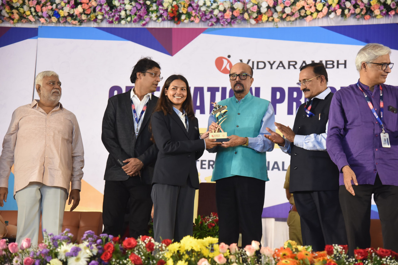 समस्याओं की पहचान कर समाधान विकसित करें जिससे लोग लाभान्वित हो -राज्यपाल 