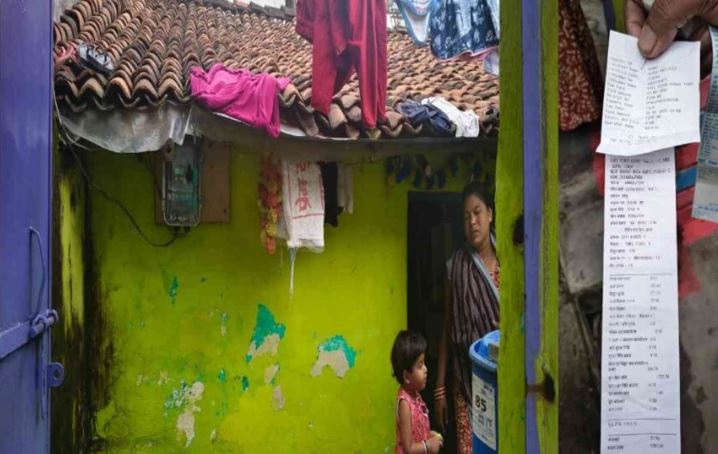छत्तीसगढ में स्मार्ट मीटर बना जानता का सिर दर्द, झोपड़ी में रहने वालों के आ रहे 1500 रुपये तक के बिल