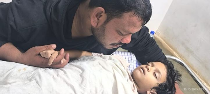 छत के ऊपर से गुजर रहे हाईटेंशन तार ने ली 8 वर्षीय मासूम की जान, विद्युत विभाग की लापरवाही पर क्षेत्र में फूटा आक्रोश