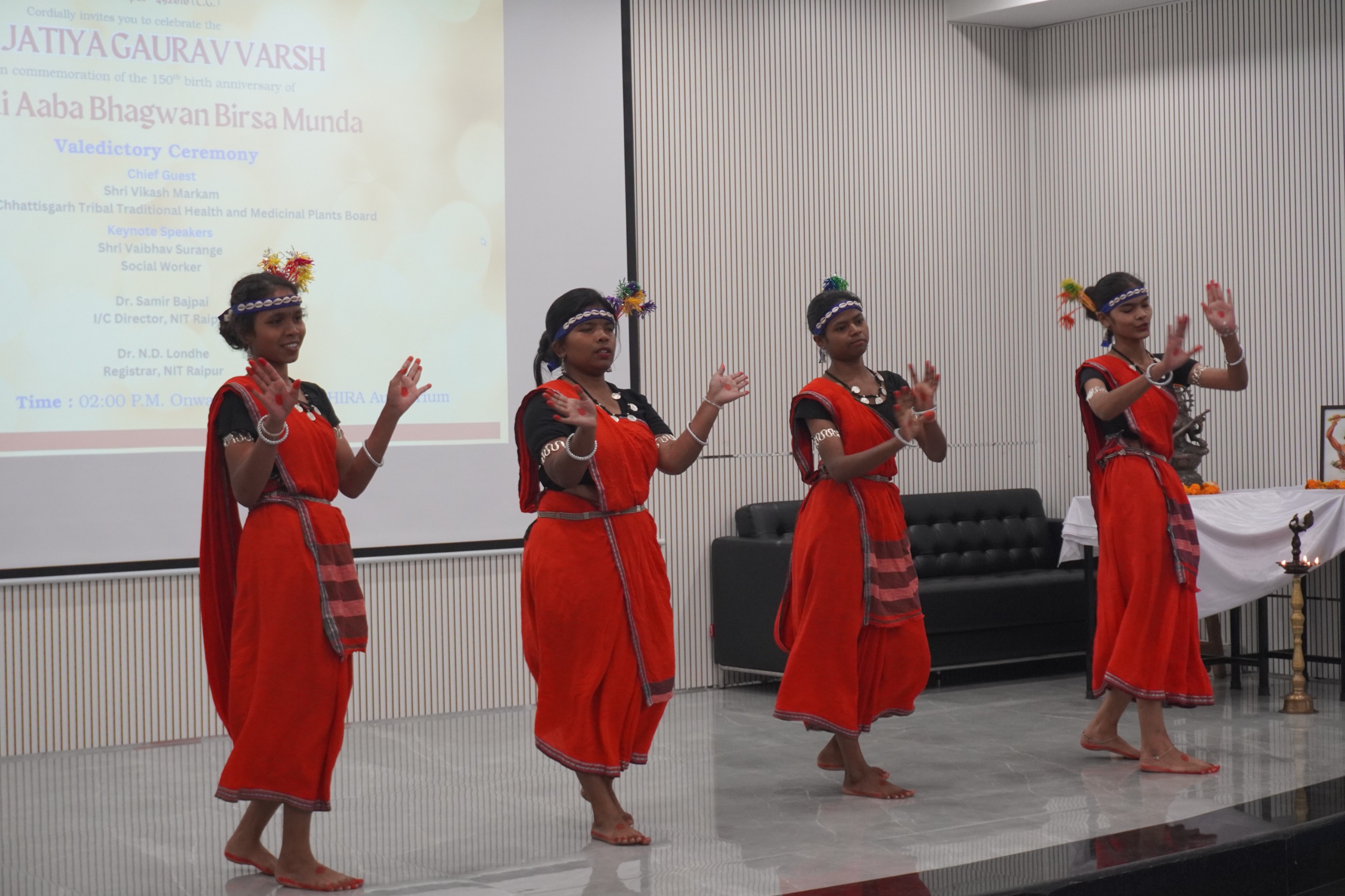 एनआईटी रायपुर में पाँचवें जनजातीय गौरव वर्ष का गरिमामय समापन, आदिवासी नायकों के योगदान को मिली नई पहचान
