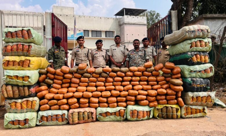 पांच करोड़ का गांजा जब्त, गुप्त चैंबर वाले कंटेनर के साथ आरोपी गिरफ्तार