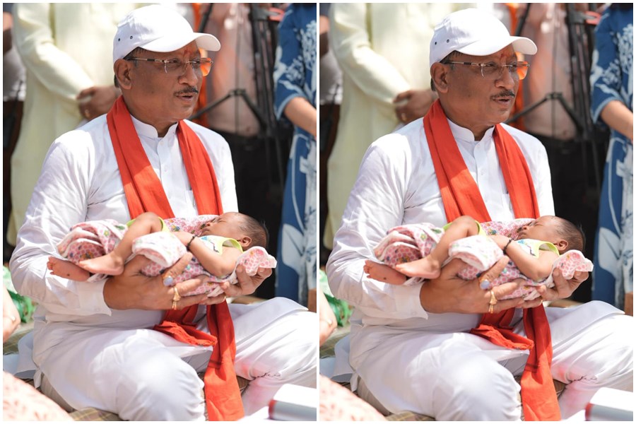  एक माह के नवजात का मुख्यमंत्री ने किया नामकरण, &ldquo;रविशंकर&rdquo; नाम से गूंजा आंगन