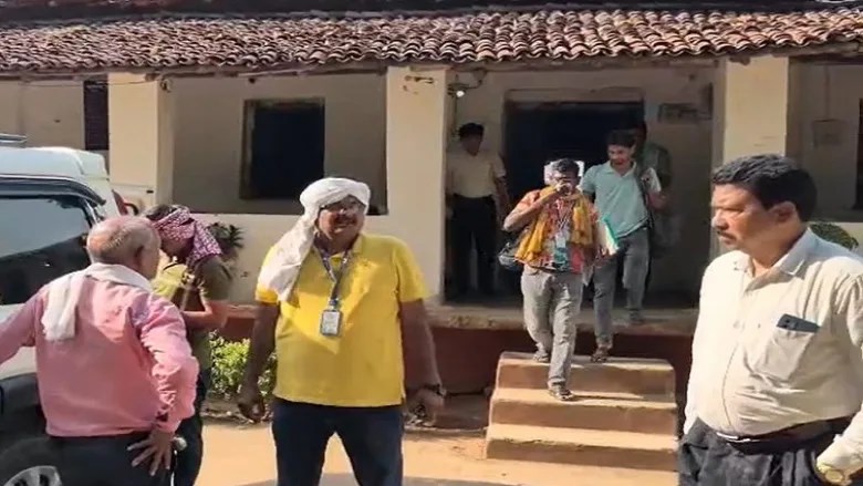 सुशासन शिविर में ही ACB ने मारा छापा, घूस लेते पकड़ाया बाबू