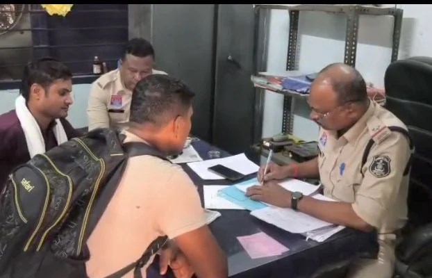 गांजा तस्करी का बड़ा खुलासा: पति-पत्नी के बाद नगर सैनिक गिरफ्तार