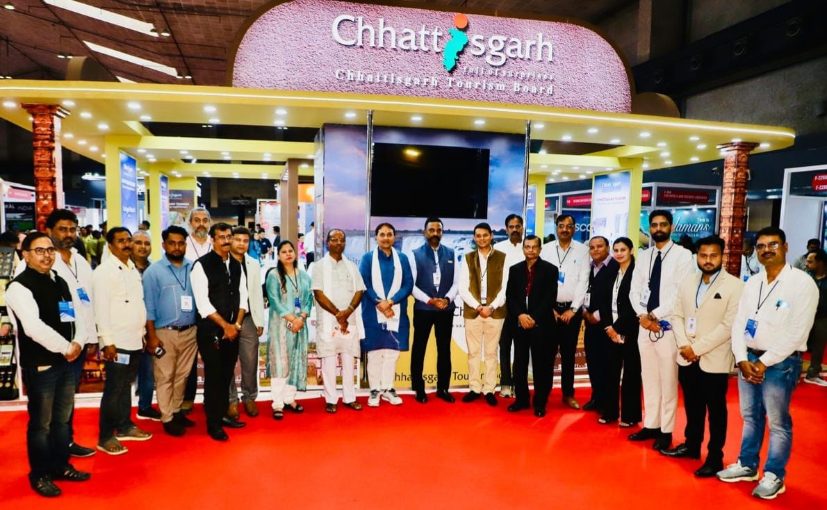 ट्रैवल एंड टूरिज्म फेयर कोलकाता-2026 में  &lsquo;बेस्ट डेकोरेशन ऑफ स्टॉल एंड अपीयरेंस&rsquo; सम्मान से बढ़ी प्रदेश की प्रतिष्ठा