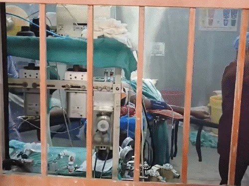 रायपुर मेकाहारा अस्पताल के इमरजेंसी वार्ड में लगी आग, सुरक्षित निकाला गया मरीजों को
