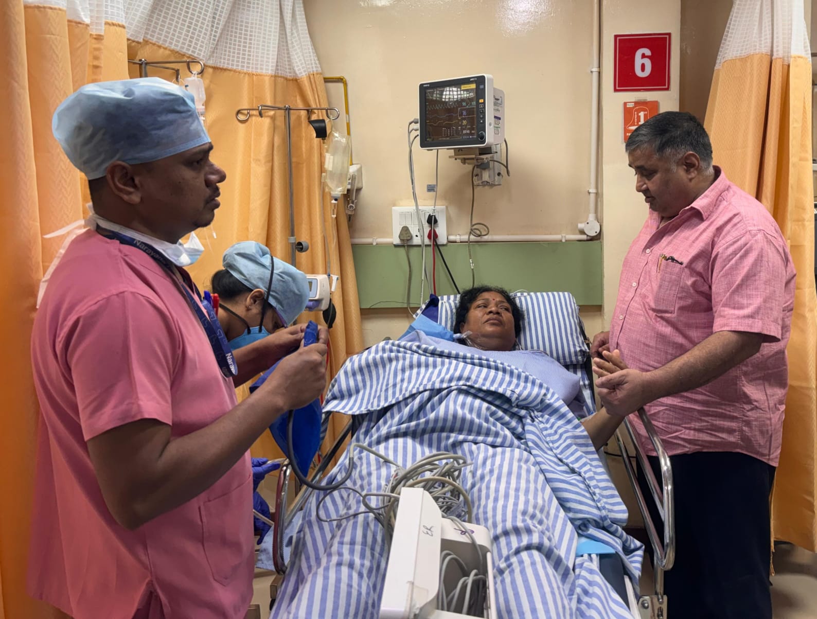 जशपुर विधायक रायमुनि भगत का कुशलक्षेम जानने अस्पताल पहुंचे पर्यटन मंत्री राजेश अग्रवाल