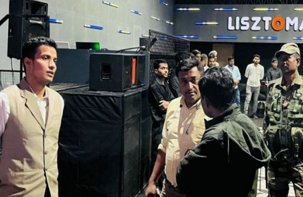 BIG NEWS : भिलाई के बार एंड रेस्टारेंट में RAID... बगैर फूड लायसेंस चल रहा था कारोबार... मिले शराब की बोतलों पर लगने वाले फर्जी होलोग्राम