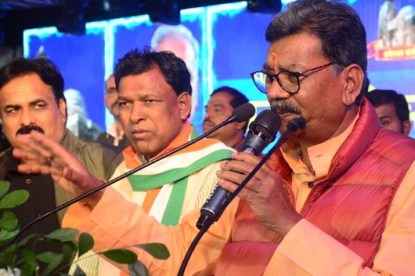 पाली महोत्सव का शानदार समापन... कलाकारों के साथ जमकर झूमा जन सैलाब... डॉ. महंत ने कहा, गढ़बो नवा छत्तीसगढ़ का सपना हो रहा साकार