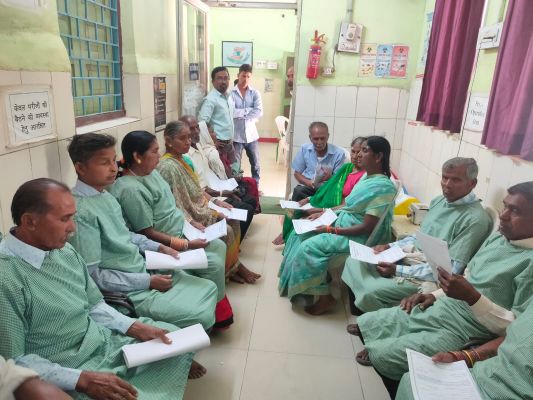  धमतरी जिला अस्पताल में हुआ 223 मोतियाबिंद के मरीजों का सफल ऑपरेशन