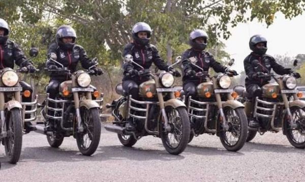 BIG NEWS : जगदलपुर में मनेगा CRPF का 84 वां स्थापना दिवस... दिल्ली से बाइक पर रवाना हुईं 75 महिला 'डेयरडेविल्स'... 1848 किमी का करेंगी सफर