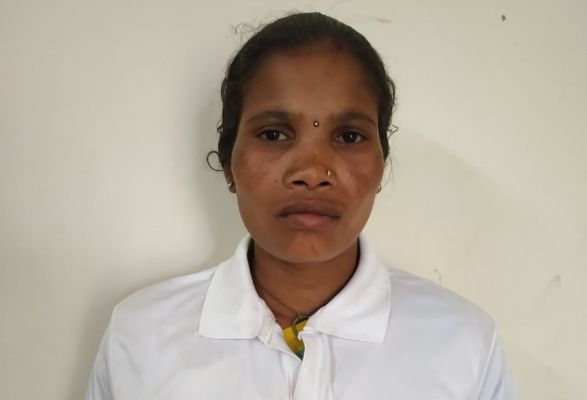  &lsquo;लोन वर्राटू&lsquo; अभियान के तहत दो नक्सलियों ने चुना शांति का पथ, एसपी के सामने किया सरेंडर