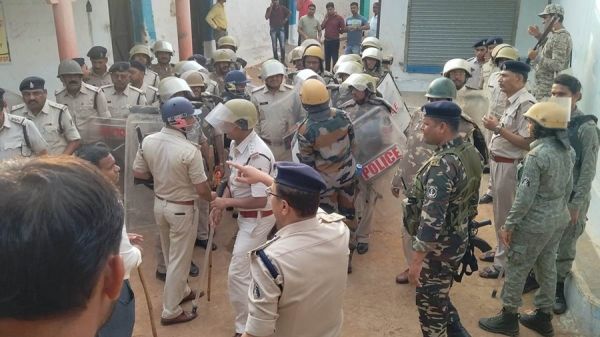 CG BREAKING : बिरनपुर में तनाव के बीच मिली... दो लाशें, नहीं हो पाई शिनाख्त... सिर पर गंभीर चोट के निशान