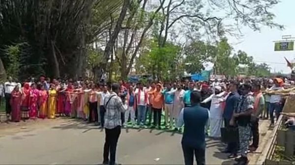 बिरनपुर की आग पहुंची बस्तर... सामने आया वीडियो... दो समुदाय के आर्थिक बहिष्कार की ली गई शपथ