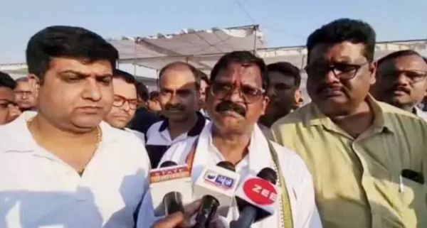 छत्तीसगढ़ में तनाव के बीच... मंत्री अमरजीत का सामने आया बयान... बोले, छोटी&mdash;छोटी बात पर नहीं होना चाहिए प्रदेश बंद