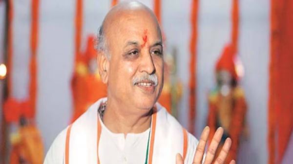 तोगड़िया ने 'राम वनगमन पथ' पर... की भूपेश सरकार की सराहना... कहा, प्रतिबंध जेहाद पर लगना चाहिए