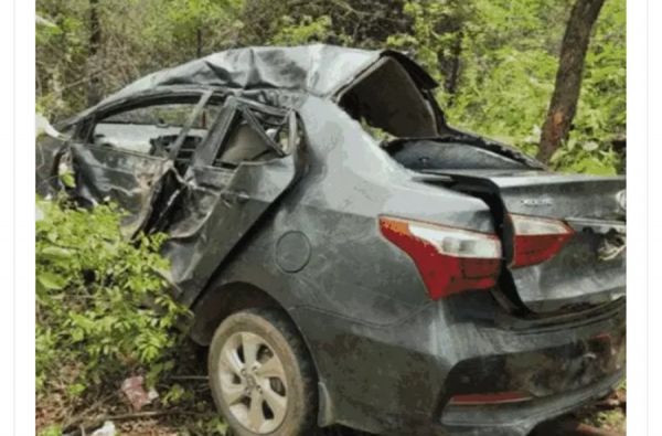 CG NEWS : बाबाधाम दर्शन के लिए दो दोस्तों के साथ निकले... दो सगे भाई की सड़क हादसे में दर्दनाक मौत