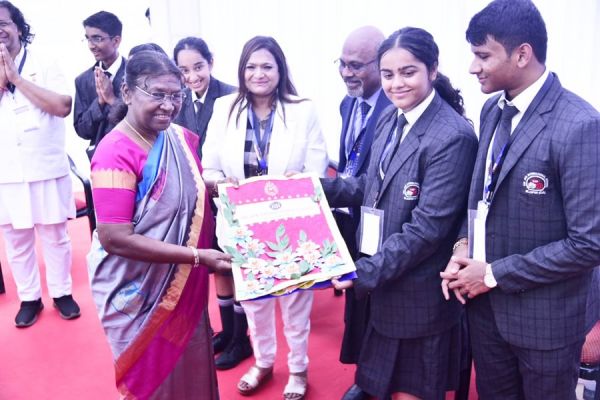 गुरु घासीदास विश्वविद्यालय के दीक्षांत में राष्ट्रपति मुर्मू ने कहा... चुनौतियां जीवन में आती हैं, तो नए मौके भी लाती हैं... पढ़िए पूरी बात