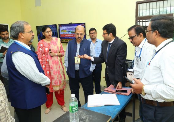 कल रहेगी छुट्टी.... मतदान के लिए सामान्य अवकाश घोषित... आदेश जारी