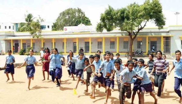 स्कूलों में अब &lsquo;न्योता भोजन&rsquo;.... सामुदायिक भागीदारी से भोजन को अधिक पोषक बनाने की पहल