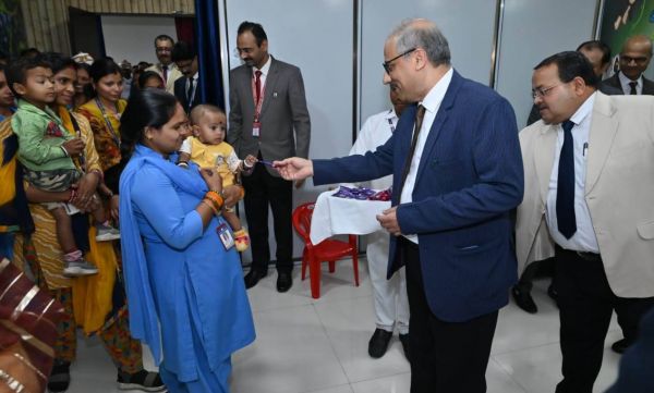 बिलासपुर हाईकोर्ट में नवीन चिकित्सालय कक्ष एवं बच्चों के झूलाघर का उद्घाटन